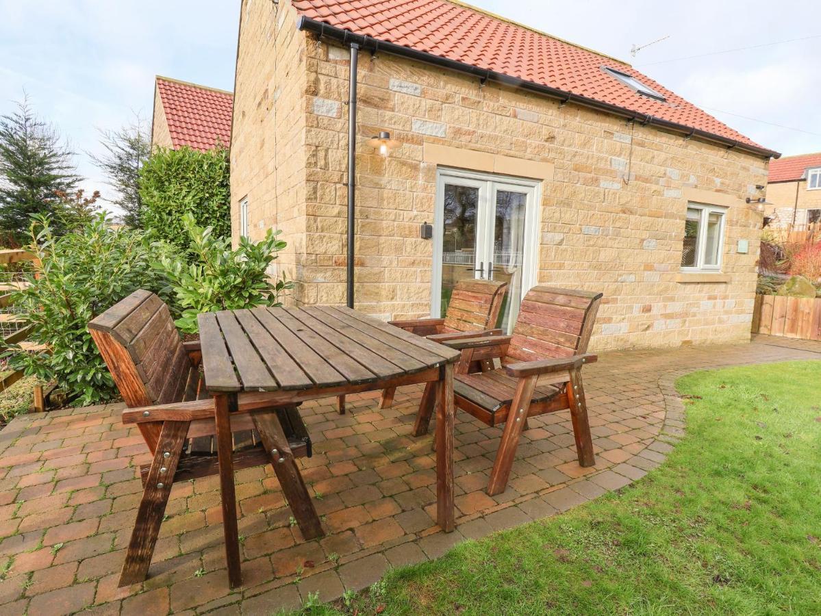 The Stables Villa Scarborough Exterior photo